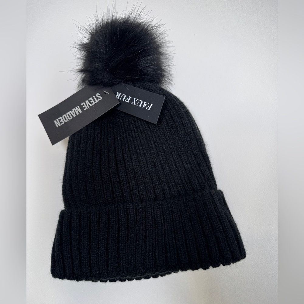 Steve Madden Black Knit Beanie with Pom